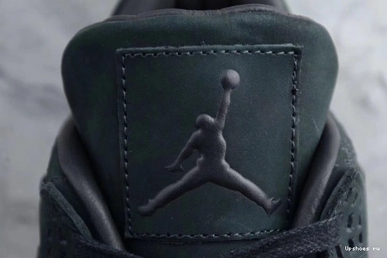 930155-001 KAWS 4 Retro Air JORDAN 'KAWS'  930155-001 0701